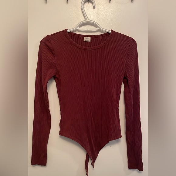Wilfred reddish burgundy long sleeve bodysuit size small - Picture 1 of 1